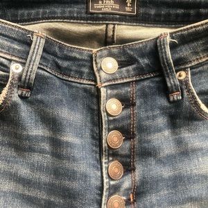ABERCROMBIE JEANS